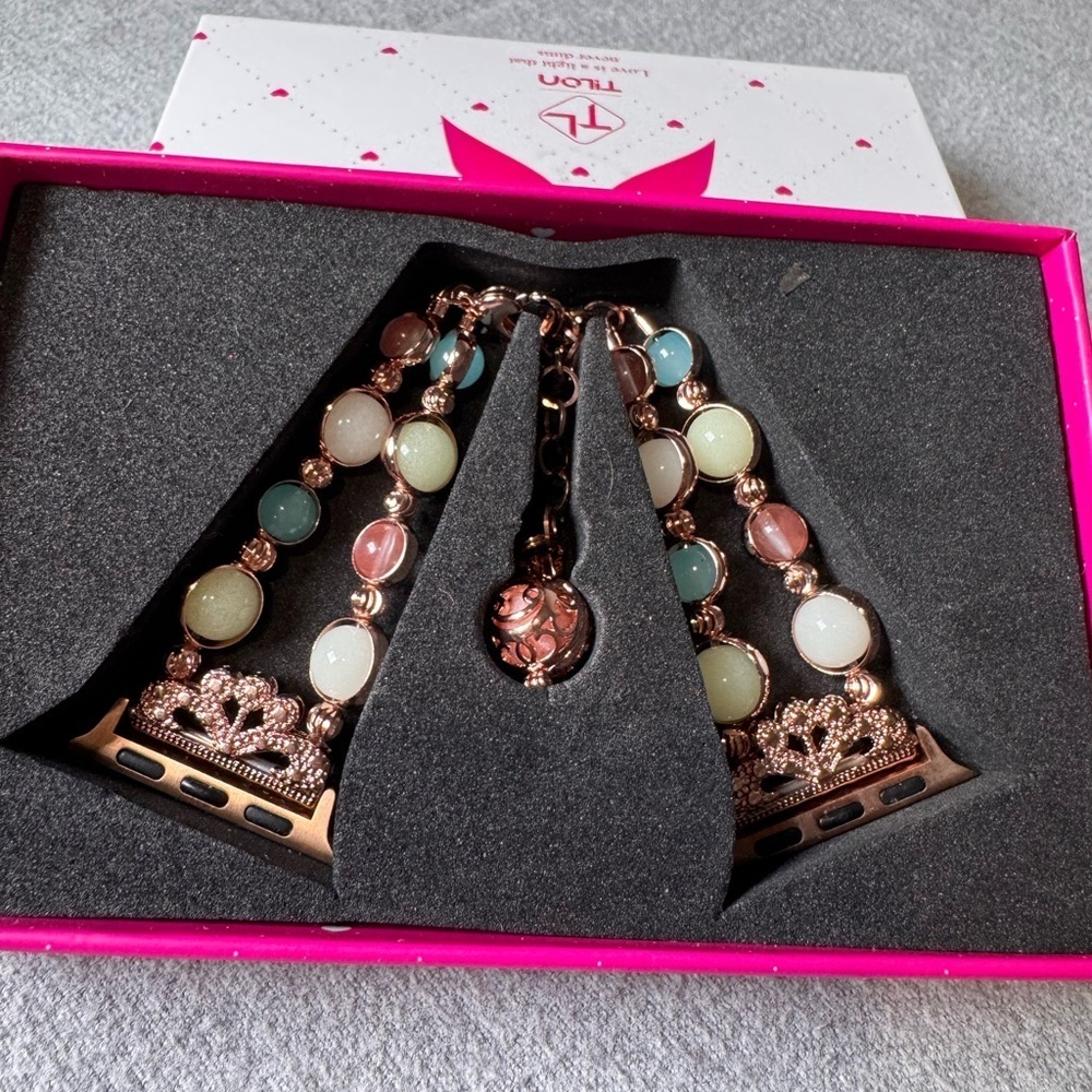 Elegant Rose Gold and Multicolor Bracelet